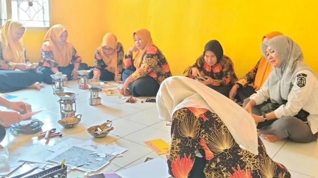 Jadi Bapak Angkat, SKK Migas - MontD’Or Oil Tungkal Bikin Batik Lipe Naik Kelas
